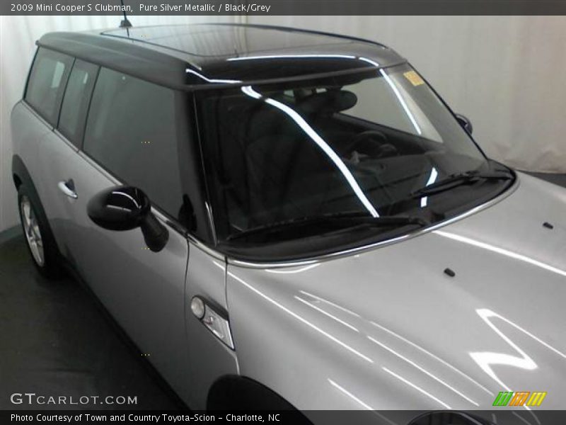 Pure Silver Metallic / Black/Grey 2009 Mini Cooper S Clubman