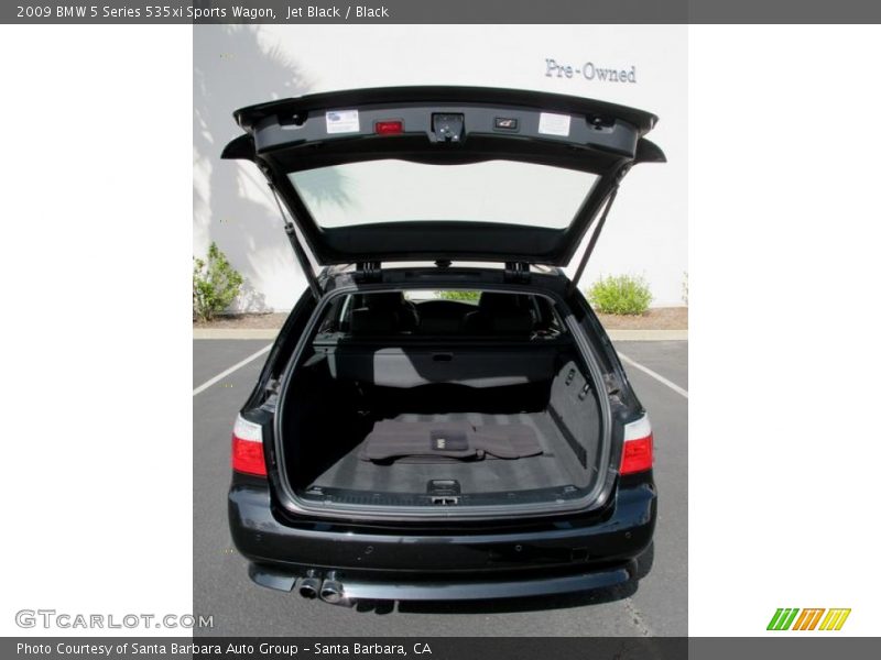 2009 5 Series 535xi Sports Wagon Trunk