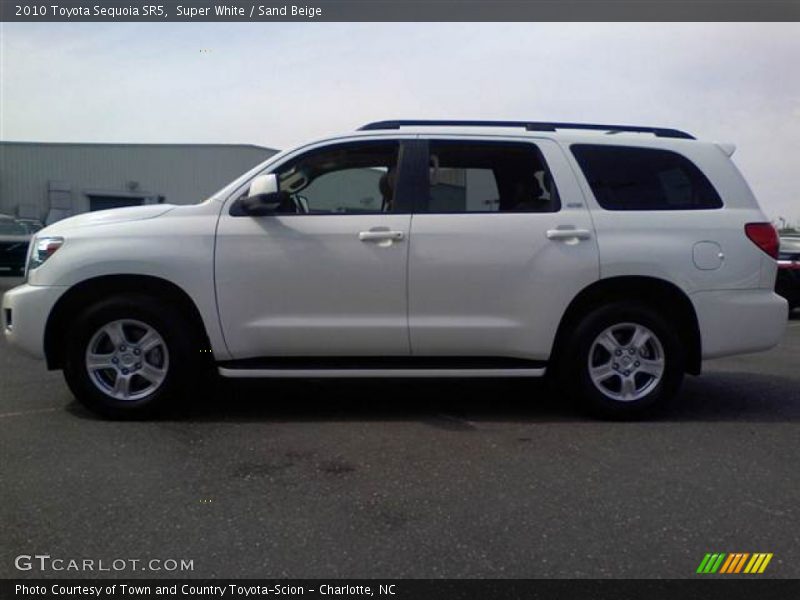 Super White / Sand Beige 2010 Toyota Sequoia SR5