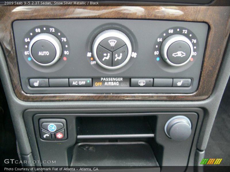 Controls of 2009 9-5 2.3T Sedan
