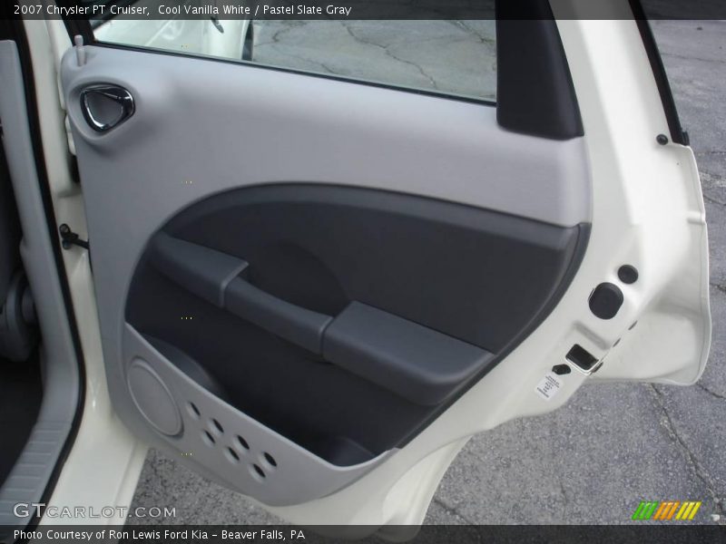 Cool Vanilla White / Pastel Slate Gray 2007 Chrysler PT Cruiser