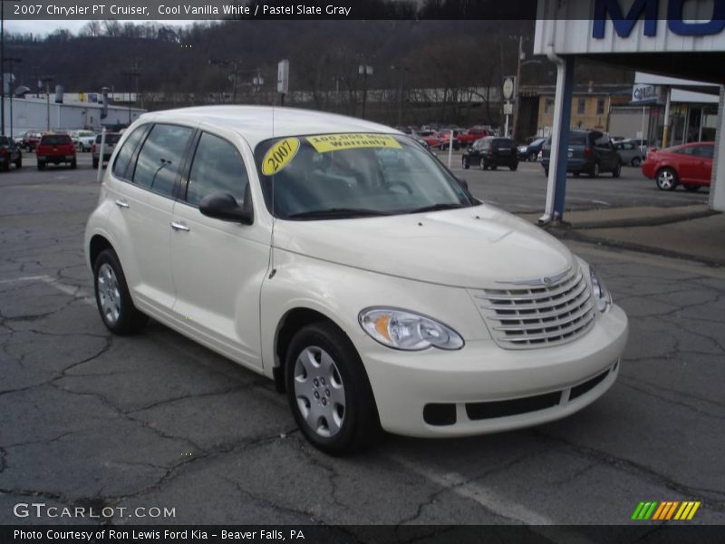 Cool Vanilla White / Pastel Slate Gray 2007 Chrysler PT Cruiser