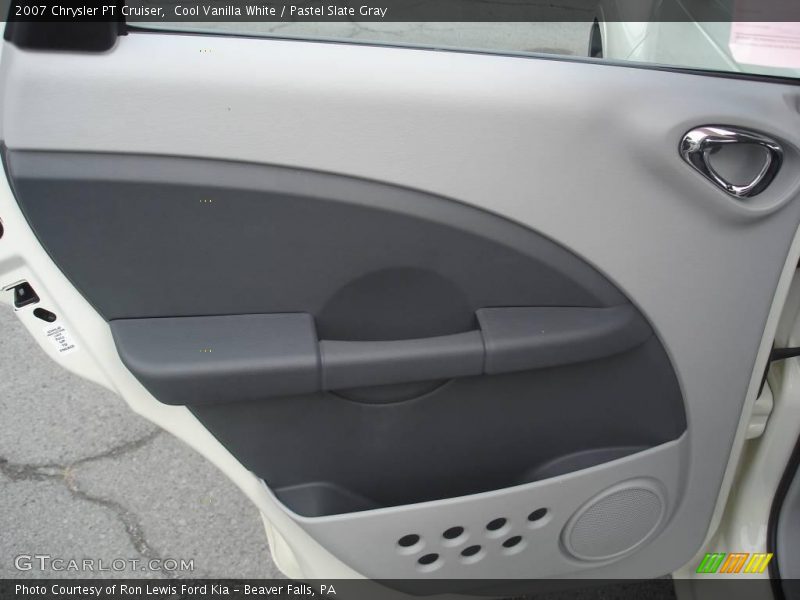 Cool Vanilla White / Pastel Slate Gray 2007 Chrysler PT Cruiser