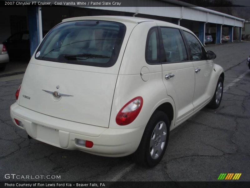 Cool Vanilla White / Pastel Slate Gray 2007 Chrysler PT Cruiser