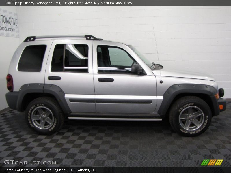 Bright Silver Metallic / Medium Slate Gray 2005 Jeep Liberty Renegade 4x4