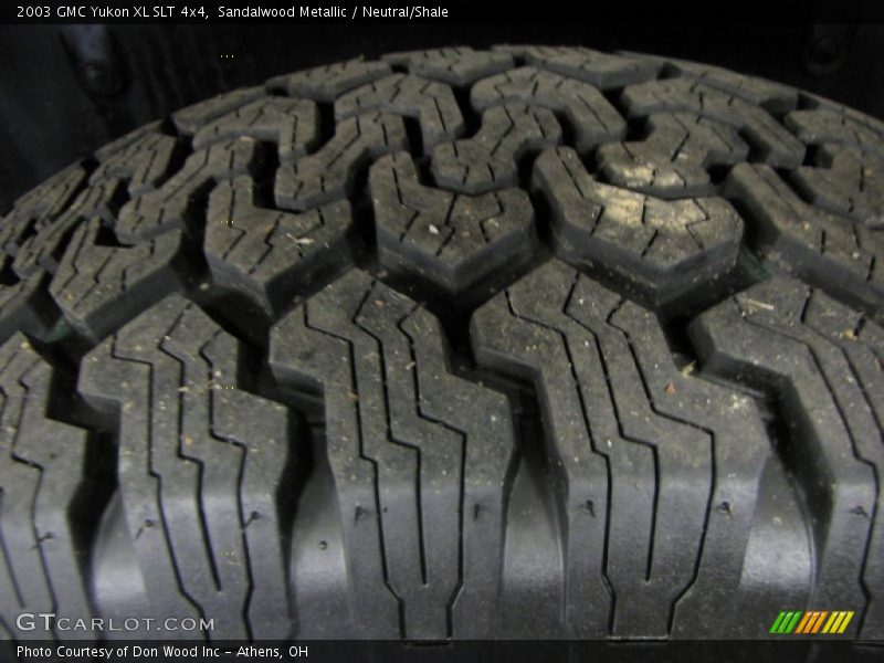 Sandalwood Metallic / Neutral/Shale 2003 GMC Yukon XL SLT 4x4