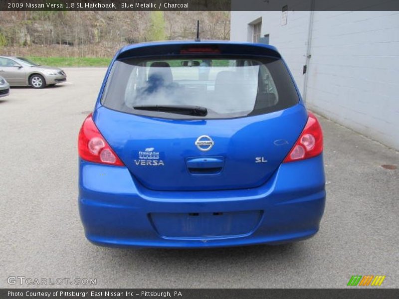Blue Metallic / Charcoal 2009 Nissan Versa 1.8 SL Hatchback
