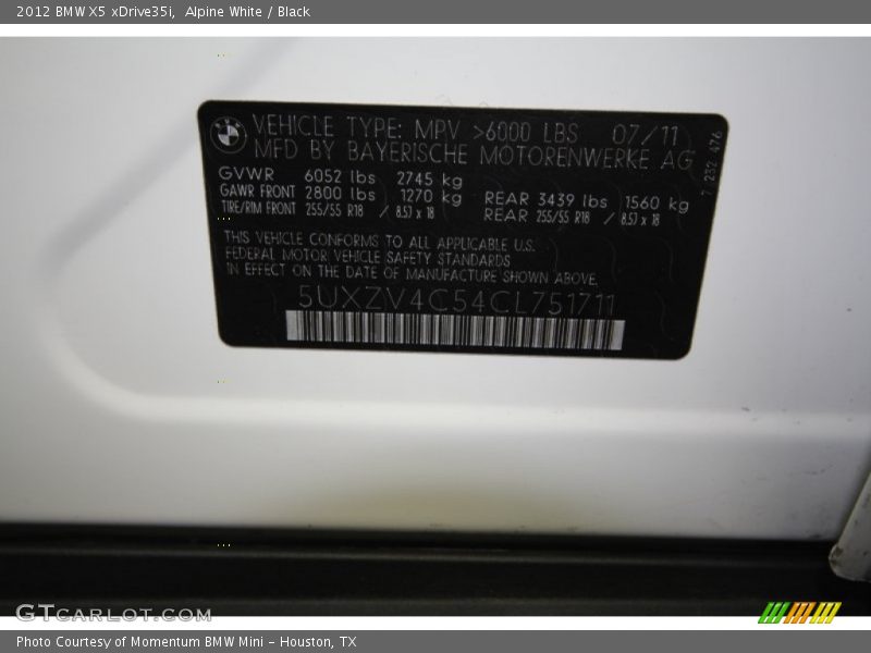 Alpine White / Black 2012 BMW X5 xDrive35i