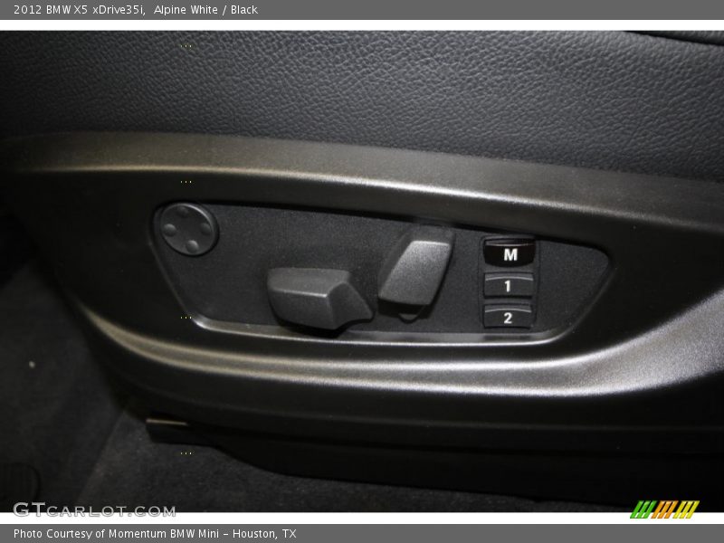 Alpine White / Black 2012 BMW X5 xDrive35i