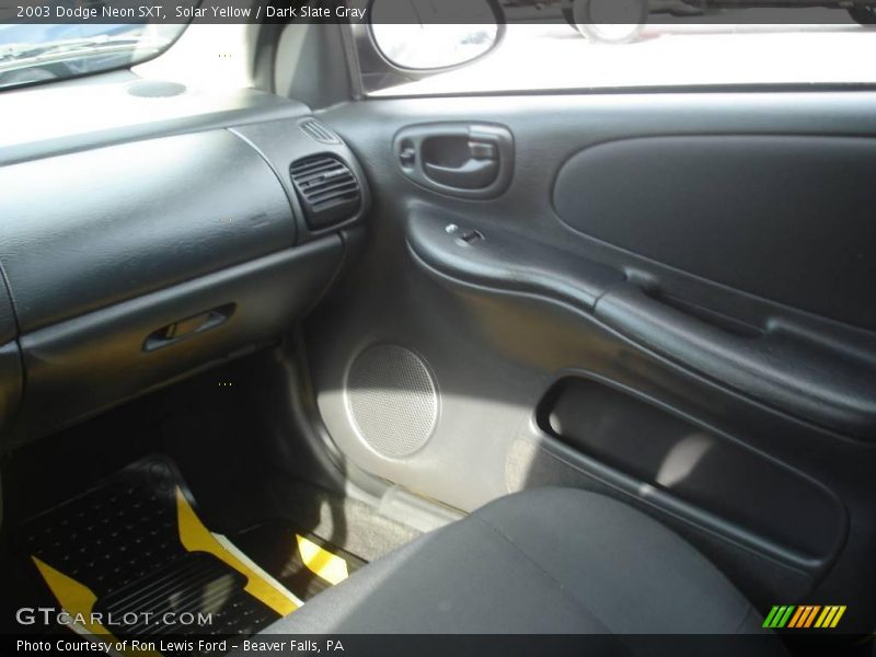 Solar Yellow / Dark Slate Gray 2003 Dodge Neon SXT
