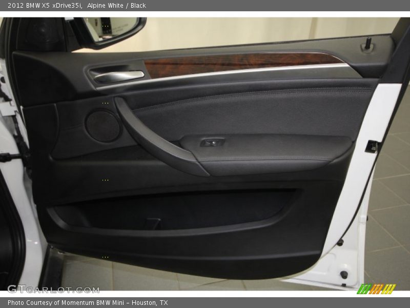 Alpine White / Black 2012 BMW X5 xDrive35i