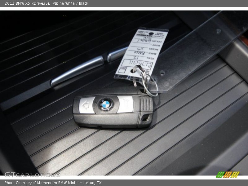 Alpine White / Black 2012 BMW X5 xDrive35i