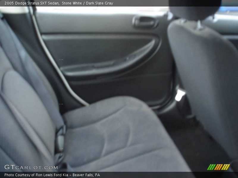 Stone White / Dark Slate Gray 2005 Dodge Stratus SXT Sedan