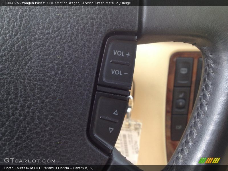 Fresco Green Metallic / Beige 2004 Volkswagen Passat GLX 4Motion Wagon