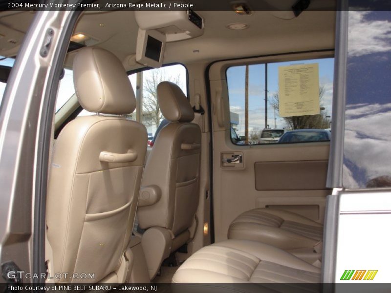 Arizona Beige Metallic / Pebble 2004 Mercury Monterey Premier