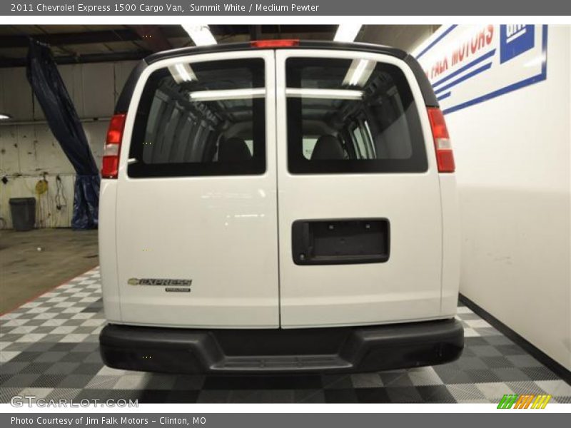 Summit White / Medium Pewter 2011 Chevrolet Express 1500 Cargo Van