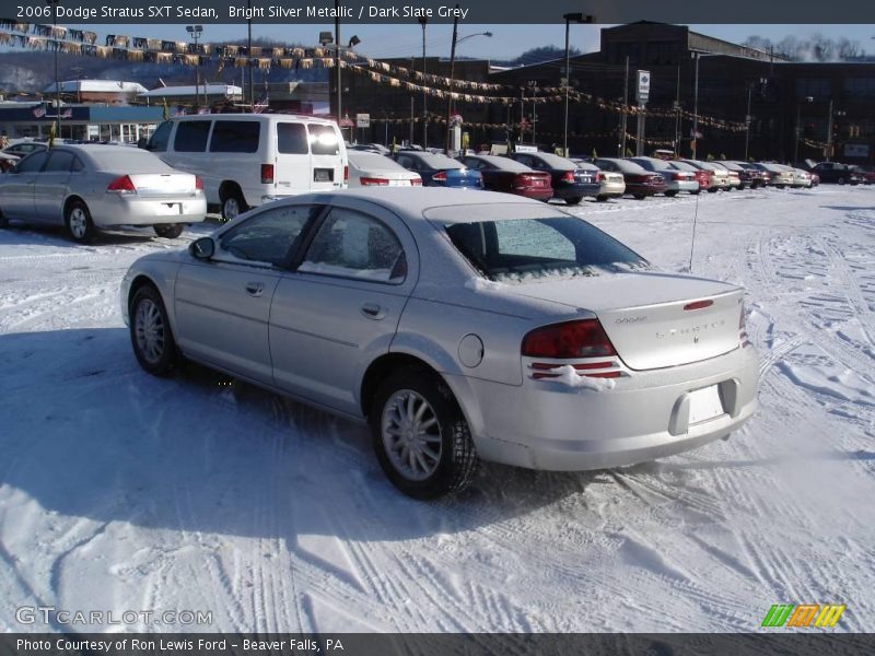Bright Silver Metallic / Dark Slate Grey 2006 Dodge Stratus SXT Sedan