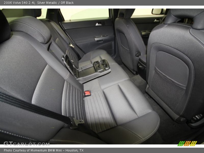 Silver Metallic / Off Black 2006 Volvo S40 2.4i