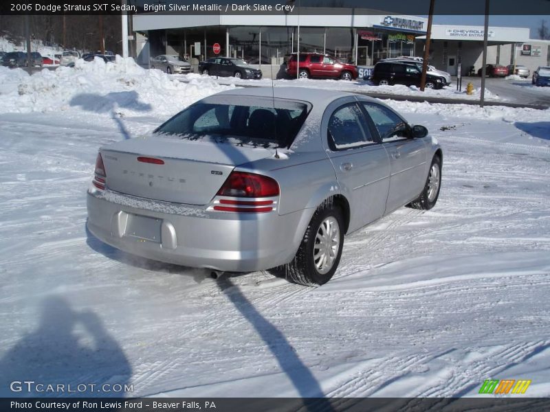 Bright Silver Metallic / Dark Slate Grey 2006 Dodge Stratus SXT Sedan