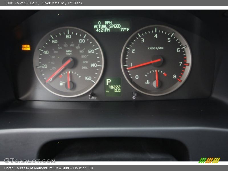 Silver Metallic / Off Black 2006 Volvo S40 2.4i