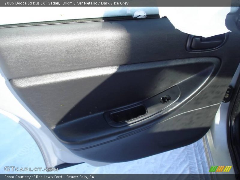 Bright Silver Metallic / Dark Slate Grey 2006 Dodge Stratus SXT Sedan