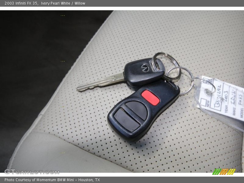 Ivory Pearl White / Willow 2003 Infiniti FX 35