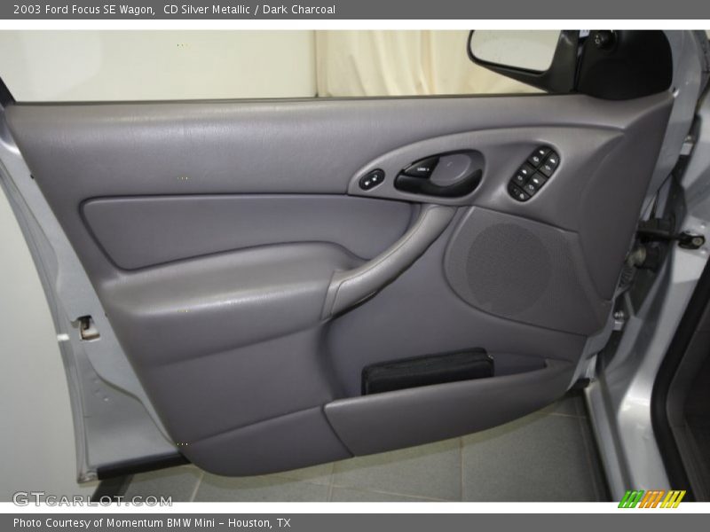 CD Silver Metallic / Dark Charcoal 2003 Ford Focus SE Wagon