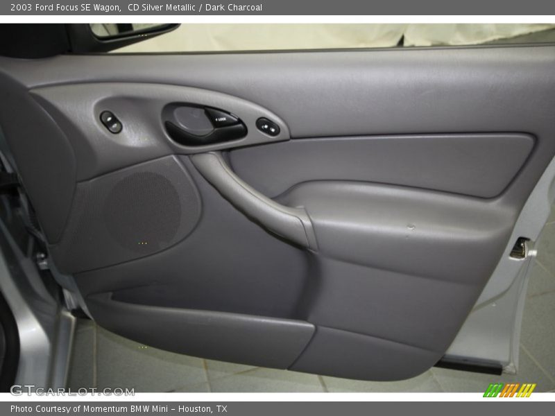 CD Silver Metallic / Dark Charcoal 2003 Ford Focus SE Wagon