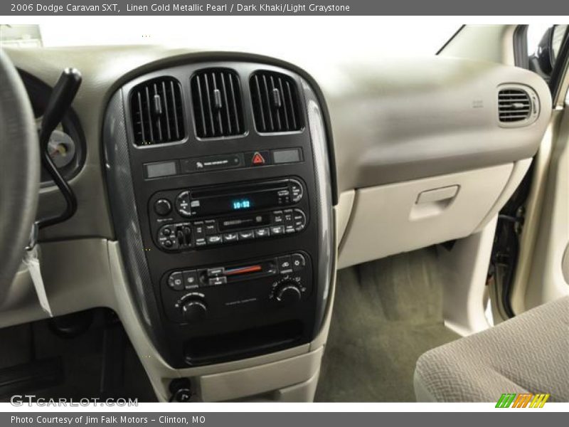 Linen Gold Metallic Pearl / Dark Khaki/Light Graystone 2006 Dodge Caravan SXT