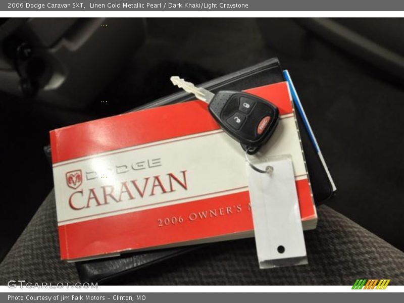 Linen Gold Metallic Pearl / Dark Khaki/Light Graystone 2006 Dodge Caravan SXT
