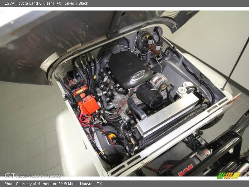  1974 Land Cruiser FJ40 Engine - GMC Vortec V8