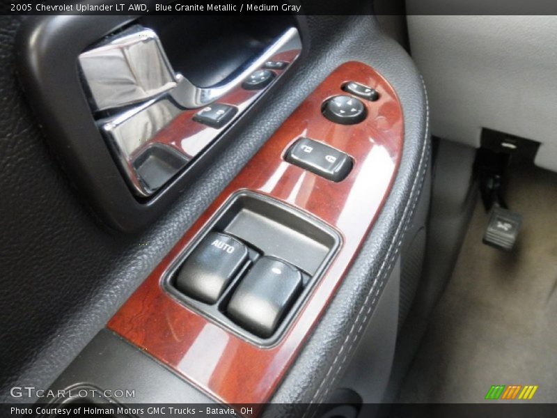 Controls of 2005 Uplander LT AWD