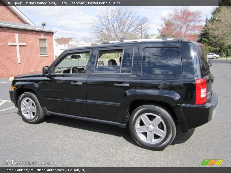 Black Clearcoat / Pastel Pebble Beige 2007 Jeep Patriot Limited 4x4
