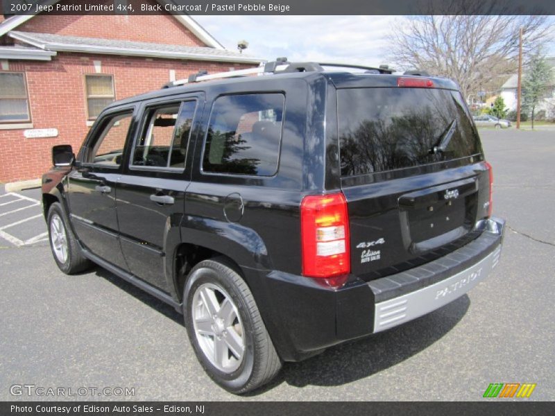 Black Clearcoat / Pastel Pebble Beige 2007 Jeep Patriot Limited 4x4