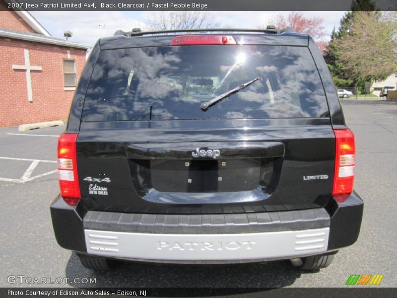 Black Clearcoat / Pastel Pebble Beige 2007 Jeep Patriot Limited 4x4