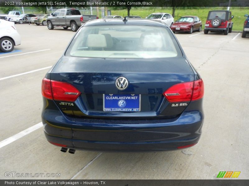 Tempest Blue Metallic / 2 Tone Cornsilk/Black 2012 Volkswagen Jetta SEL Sedan