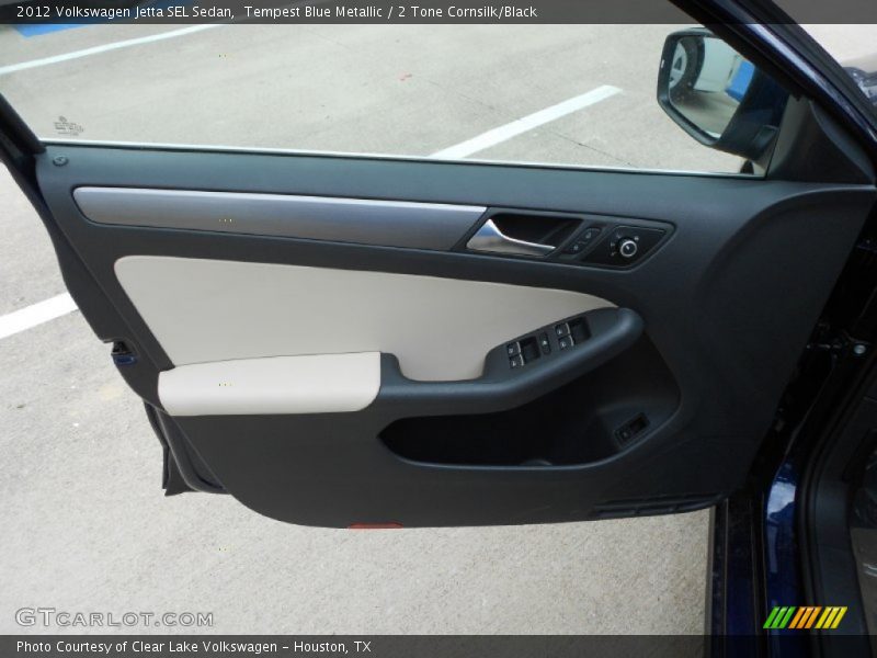 Door Panel of 2012 Jetta SEL Sedan