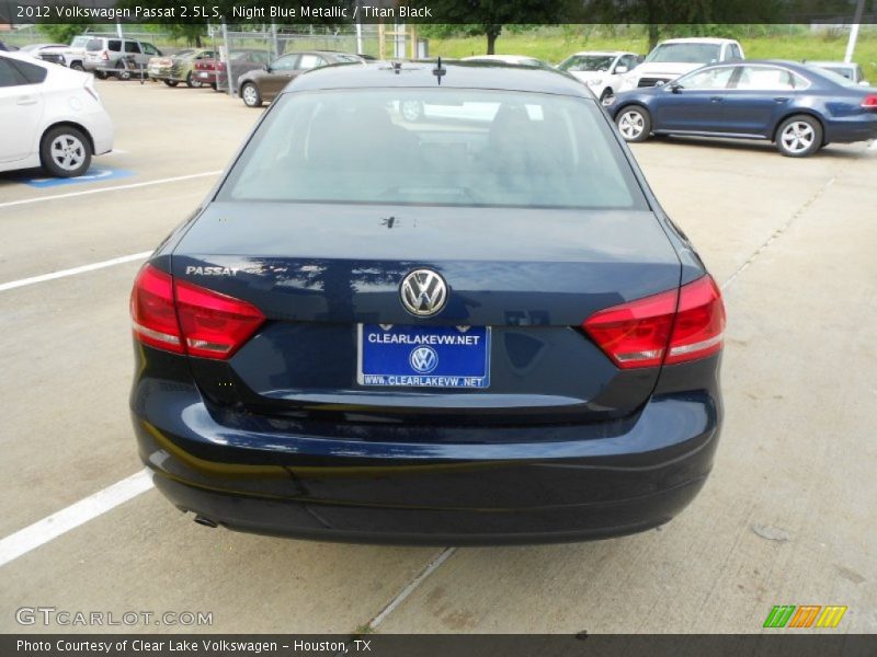 Night Blue Metallic / Titan Black 2012 Volkswagen Passat 2.5L S