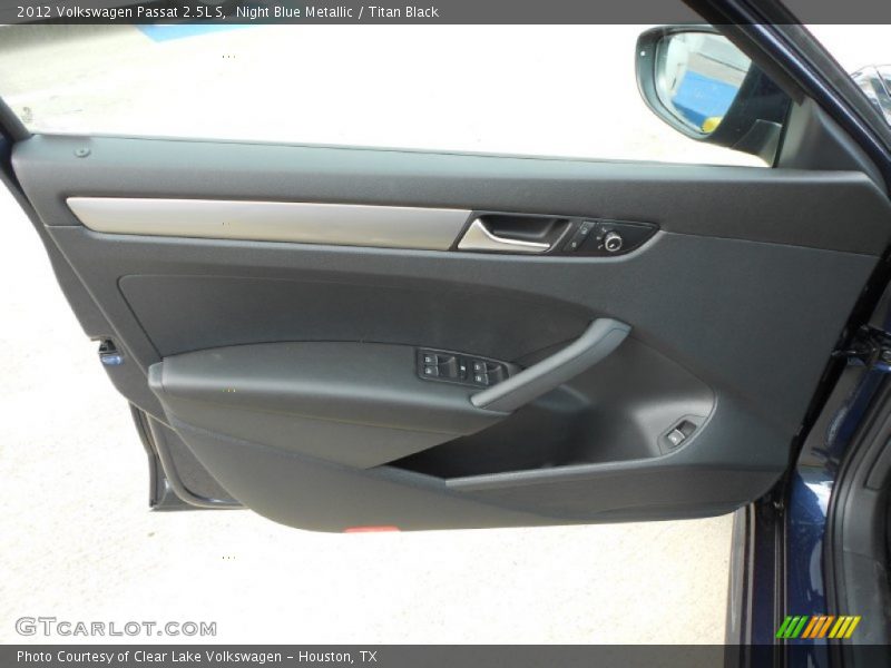 Night Blue Metallic / Titan Black 2012 Volkswagen Passat 2.5L S