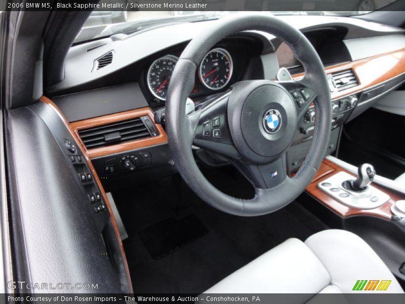 Black Sapphire Metallic / Silverstone Merino Leather 2006 BMW M5