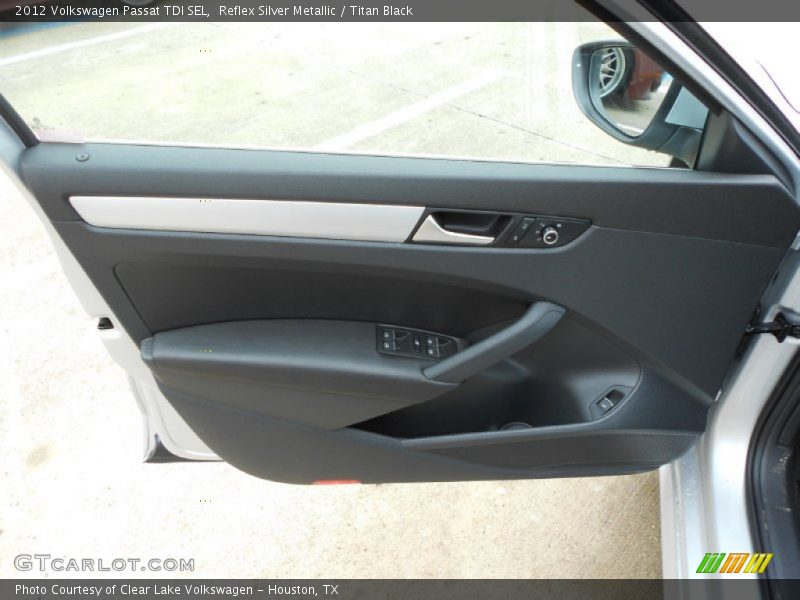 Reflex Silver Metallic / Titan Black 2012 Volkswagen Passat TDI SEL