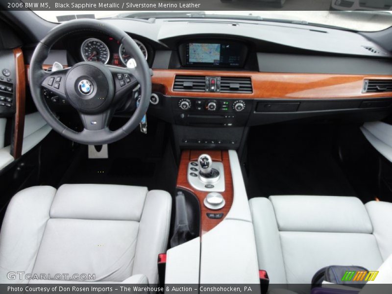 Black Sapphire Metallic / Silverstone Merino Leather 2006 BMW M5