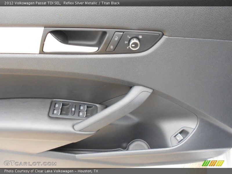 Reflex Silver Metallic / Titan Black 2012 Volkswagen Passat TDI SEL