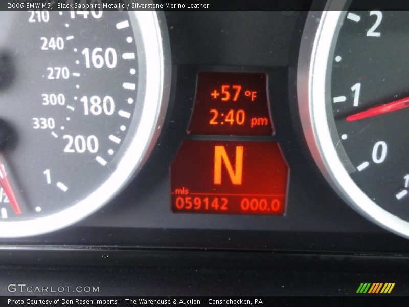 Black Sapphire Metallic / Silverstone Merino Leather 2006 BMW M5