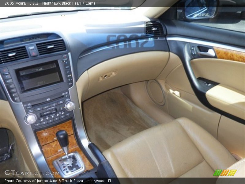 Nighthawk Black Pearl / Camel 2005 Acura TL 3.2