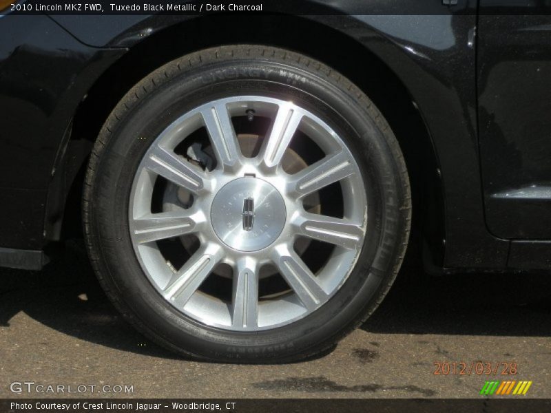Tuxedo Black Metallic / Dark Charcoal 2010 Lincoln MKZ FWD