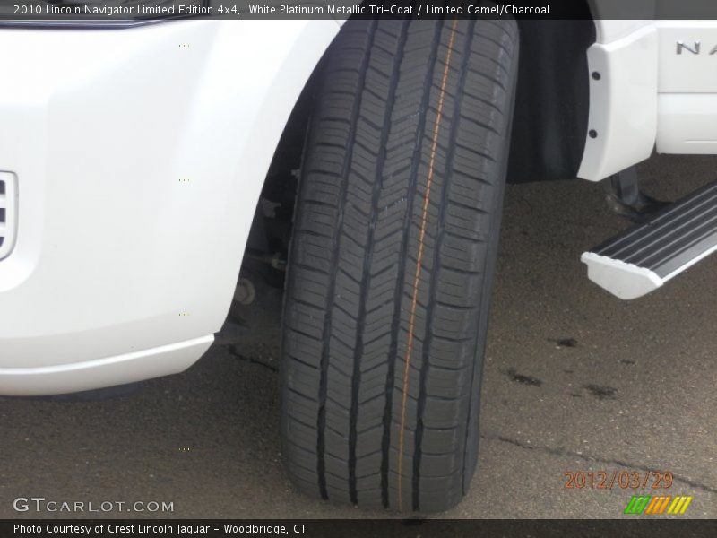 White Platinum Metallic Tri-Coat / Limited Camel/Charcoal 2010 Lincoln Navigator Limited Edition 4x4