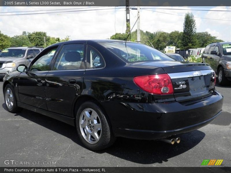 Black Onyx / Black 2005 Saturn L Series L300 Sedan