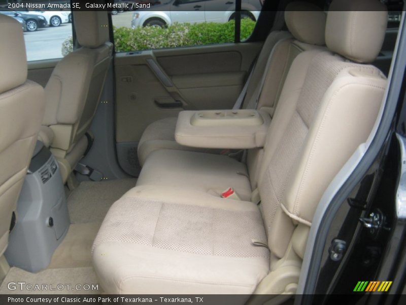 Galaxy Metallic / Sand 2004 Nissan Armada SE