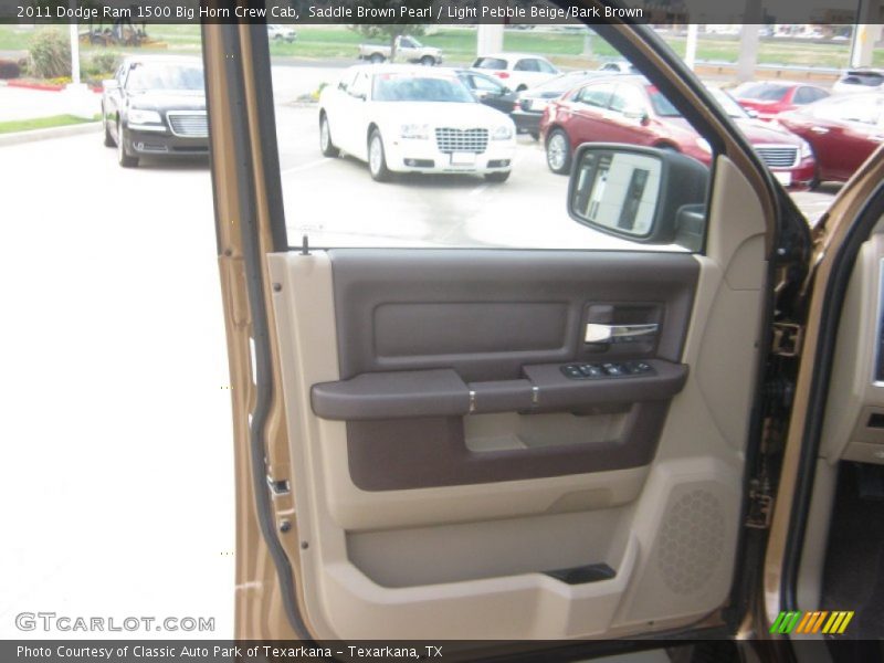 Saddle Brown Pearl / Light Pebble Beige/Bark Brown 2011 Dodge Ram 1500 Big Horn Crew Cab